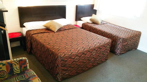 A&A Lodge Motel - Accommodation Mount Tamborine 2
