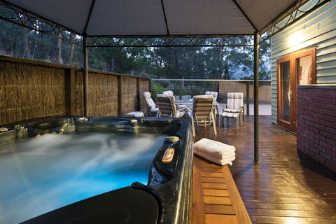 Abbotts Rest - Accommodation Mount Tamborine 1