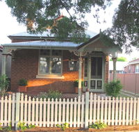 Acacia Cottage on Peel Bathurst - Accommodation Mount Tamborine