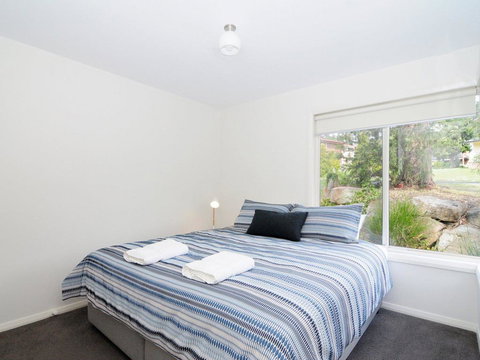 Acacia On Orion :: Jervis Bay Rentals - Accommodation Mount Tamborine 2