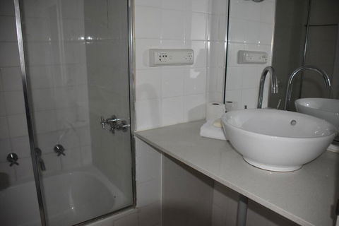 Accommodation Sydney Studio With Balcony Apartment - Accommodation Mount Tamborine 3