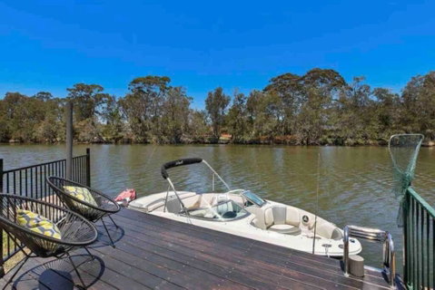 DOCK 08 Riverside Entertainer Pets Welcome - Accommodation Mount Tamborine 0
