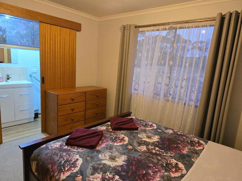 Double Room Farm Stay - Accommodation Mount Tamborine 1