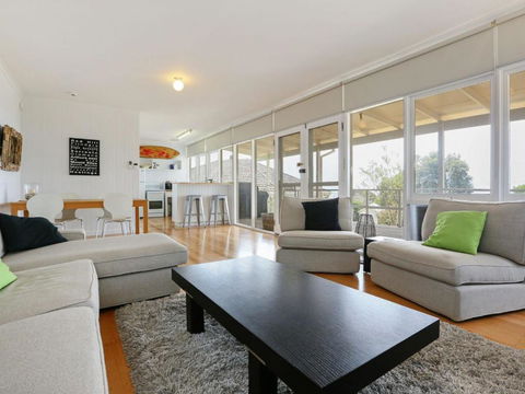 DROMANA BEACH SHACK - Accommodation Mount Tamborine 3