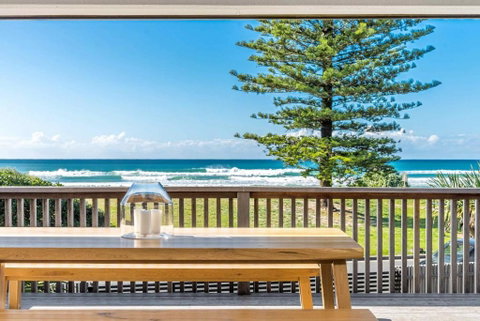 Eclipse - Across From The Beach - Accommodation Mount Tamborine 0