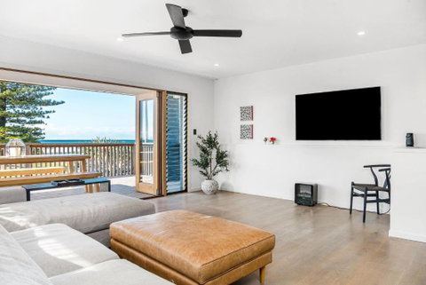 Eclipse - Across From The Beach - Accommodation Mount Tamborine 3