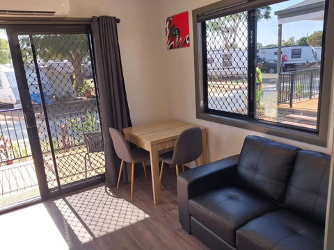 Emerald Tourist Park - Accommodation Mount Tamborine 2