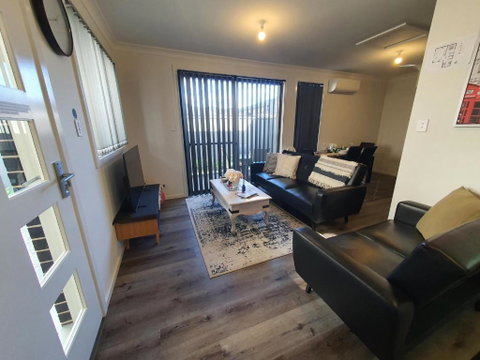 Entire 2br, Hideaway - Accommodation Mount Tamborine 4
