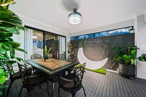 Equitice Winter Moonlight Villa - Accommodation Mount Tamborine 0