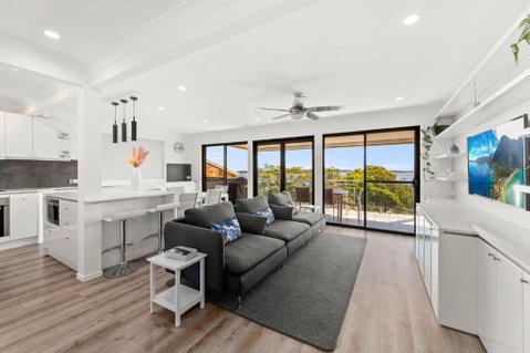 Family Retreat With Water Views At Corlette - Accommodation Mount Tamborine 2