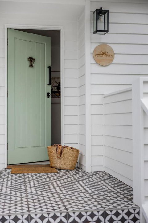 Facing The Sun 5 Min Walk To Beach & Sleeps 8 - Accommodation Mount Tamborine 1