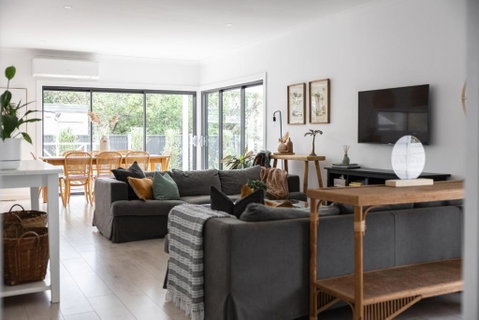 Facing The Sun 5 Min Walk To Beach & Sleeps 8 - Accommodation Mount Tamborine 2