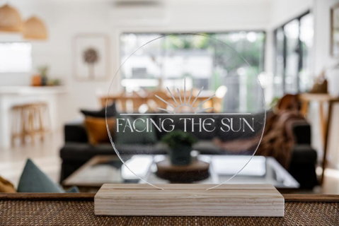 Facing The Sun 5 Min Walk To Beach & Sleeps 8 - Accommodation Mount Tamborine 4