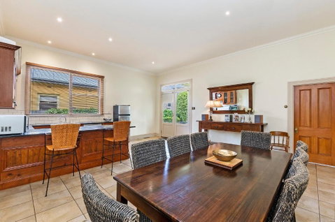 Fairholme Townhouse - Accommodation Mount Tamborine 4