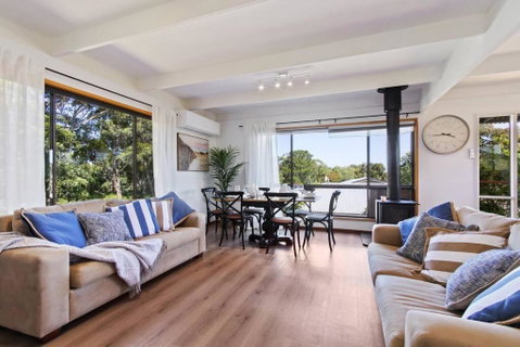 Fairview Lakeside Cottage Metung - Accommodation Mount Tamborine 2
