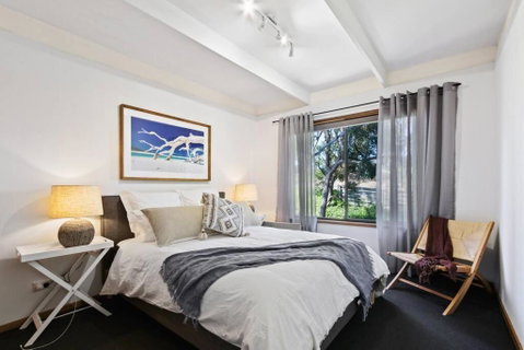 Fairview Lakeside Cottage Metung - Accommodation Mount Tamborine 3
