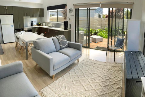 Fairways 2 - Accommodation Mount Tamborine 4