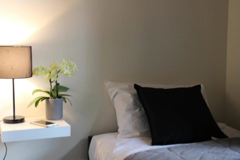 Falcon Lodge - Accommodation Mount Tamborine 3
