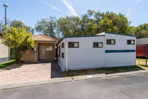 Family Bungalow - Accommodation Mount Tamborine 1