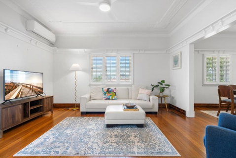 Family-Friendly Home In Vibrant West End - Accommodation Mount Tamborine 0