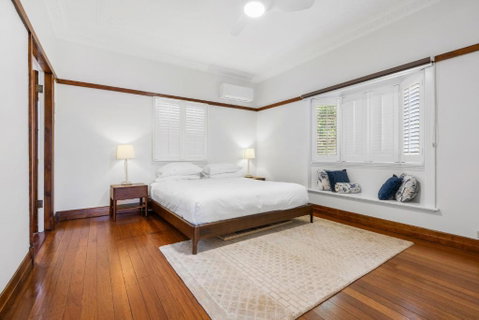 Family-Friendly Home In Vibrant West End - Accommodation Mount Tamborine 1