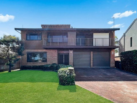 Family Getaway Opposite Warilla Beach - Accommodation Mount Tamborine 4