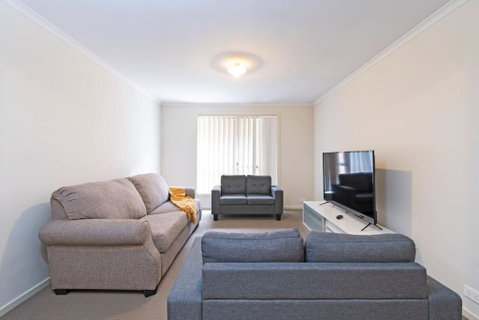 Family Home For A Fiesta - Accommodation Mount Tamborine 3