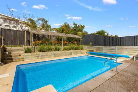 Family W Large Pool & Game Garage Wlk To Beach - Accommodation Mount Tamborine 1