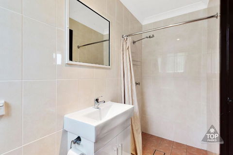 Fossicker Caravan Park - Accommodation Mount Tamborine 4
