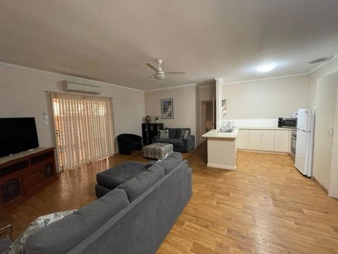 Four Bedroom House On Masters South Hedland - Accommodation Mount Tamborine 4