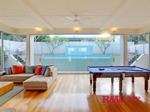 Family Beach Home, Pool, Ocean Views - Accommodation Mount Tamborine 1