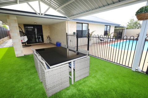 Family Holiday Home - Accommodation Mount Tamborine 0