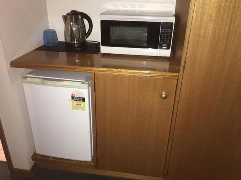 Golden Chain Aalana Motor Inn - Accommodation Mount Tamborine 4