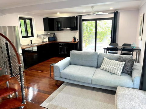 Gabba Central Lofthouse Sleeps5 Pets - Accommodation Mount Tamborine 4