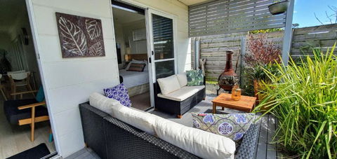 Goat Island Bungalow - Accommodation Mount Tamborine 2