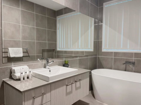Gold Coast Oasis Villa At Coomera - Accommodation Mount Tamborine 4