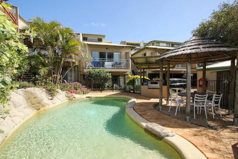 GORGEOUS STUDIO + 100M TO BEACH + POOL - Accommodation Mount Tamborine 3