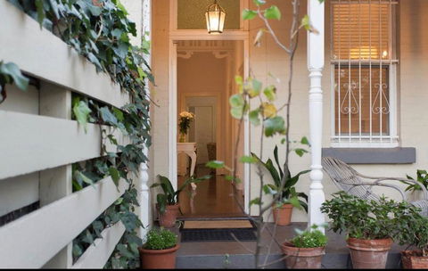 Gorgeous Subiaco Cottage - Accommodation Mount Tamborine 1