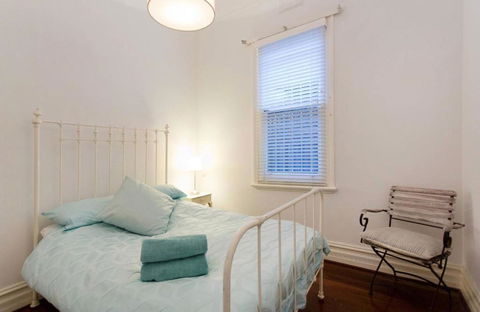 Gorgeous Subiaco Cottage - Accommodation Mount Tamborine 4