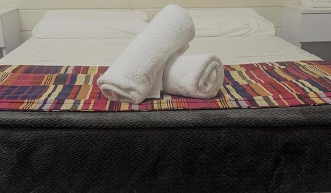 GRAND CENTRAL HOTEL PROSERPINE - Accommodation Mount Tamborine 1