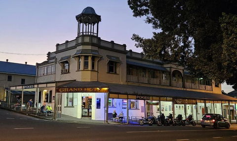 Grand Hotel Mount Morgan - Accommodation Mount Tamborine 0
