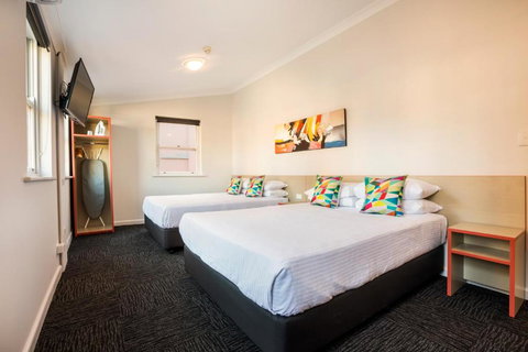 Granville Hotel - Accommodation Mount Tamborine 1