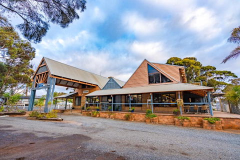 Great Western Motel Norseman - Accommodation Mount Tamborine 1