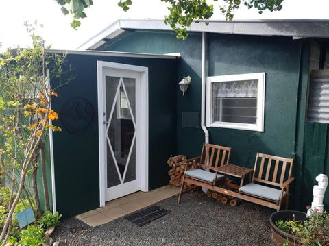 Handsome Hills Dairy Retreat - Accommodation Mount Tamborine 0