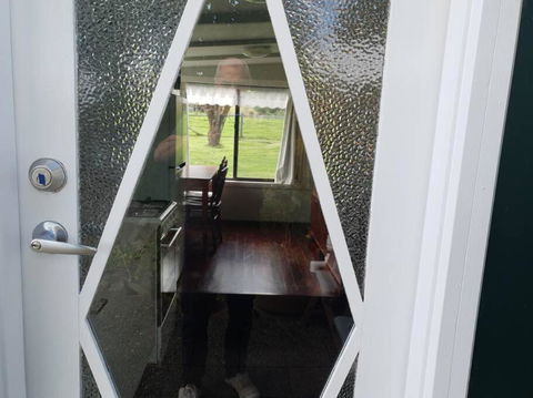 Handsome Hills Dairy Retreat - Accommodation Mount Tamborine 2
