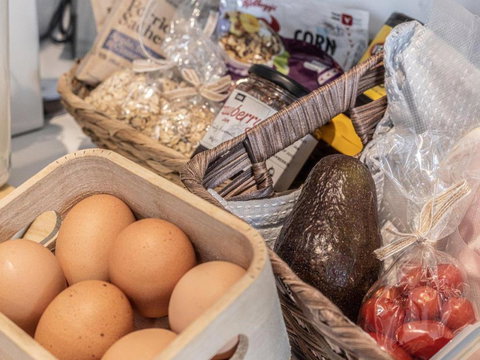 Hanging Rock Views - Accommodation Mount Tamborine 1