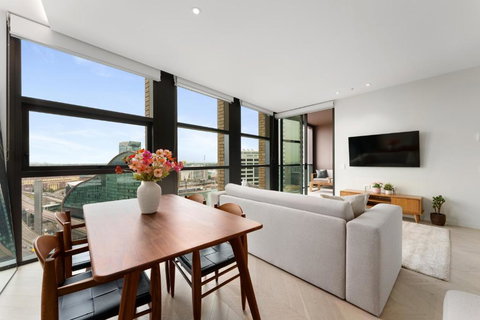 Harbour Views, Fireworks & Secure Parking - Accommodation Mount Tamborine 3