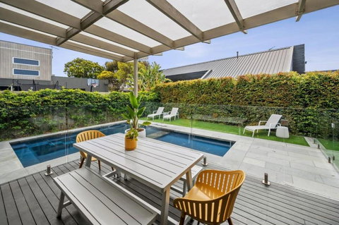 Haven Beach House - Accommodation Mount Tamborine 1