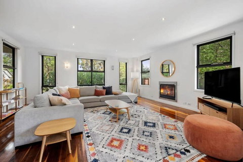 Haven Beach House - Accommodation Mount Tamborine 2