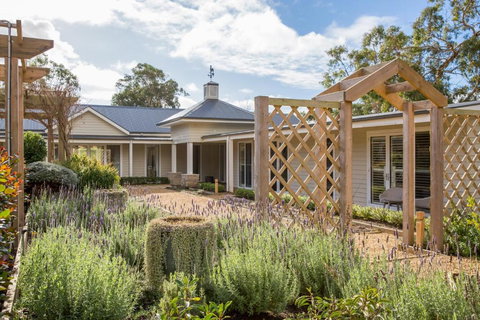 Haven Red Hill - Accommodation Mount Tamborine 1